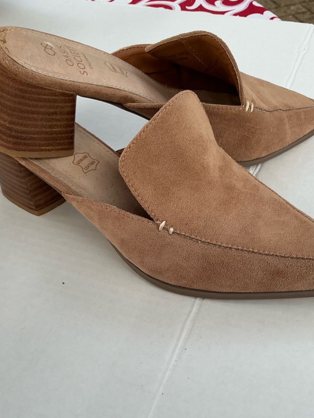Oasis Society California Women’s Tan Suede Mules Leather Block Heel-Size 8-GUC - Picture 9 of 11
